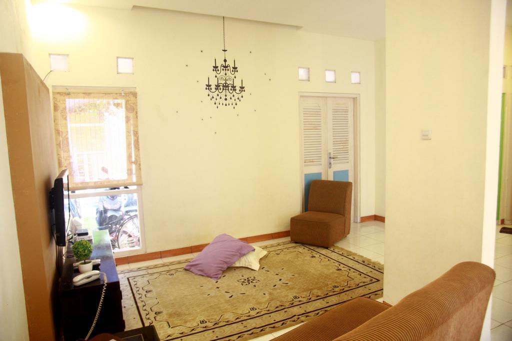 Cipta Guesthouse Yogyakarta Eksteriør billede